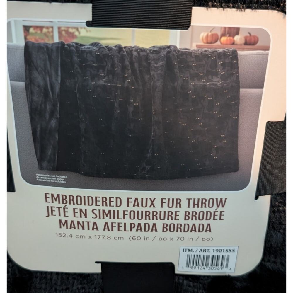 Costco Halloween Embroidered Faux Fur Blanket Bundle - Picture 5 of 6